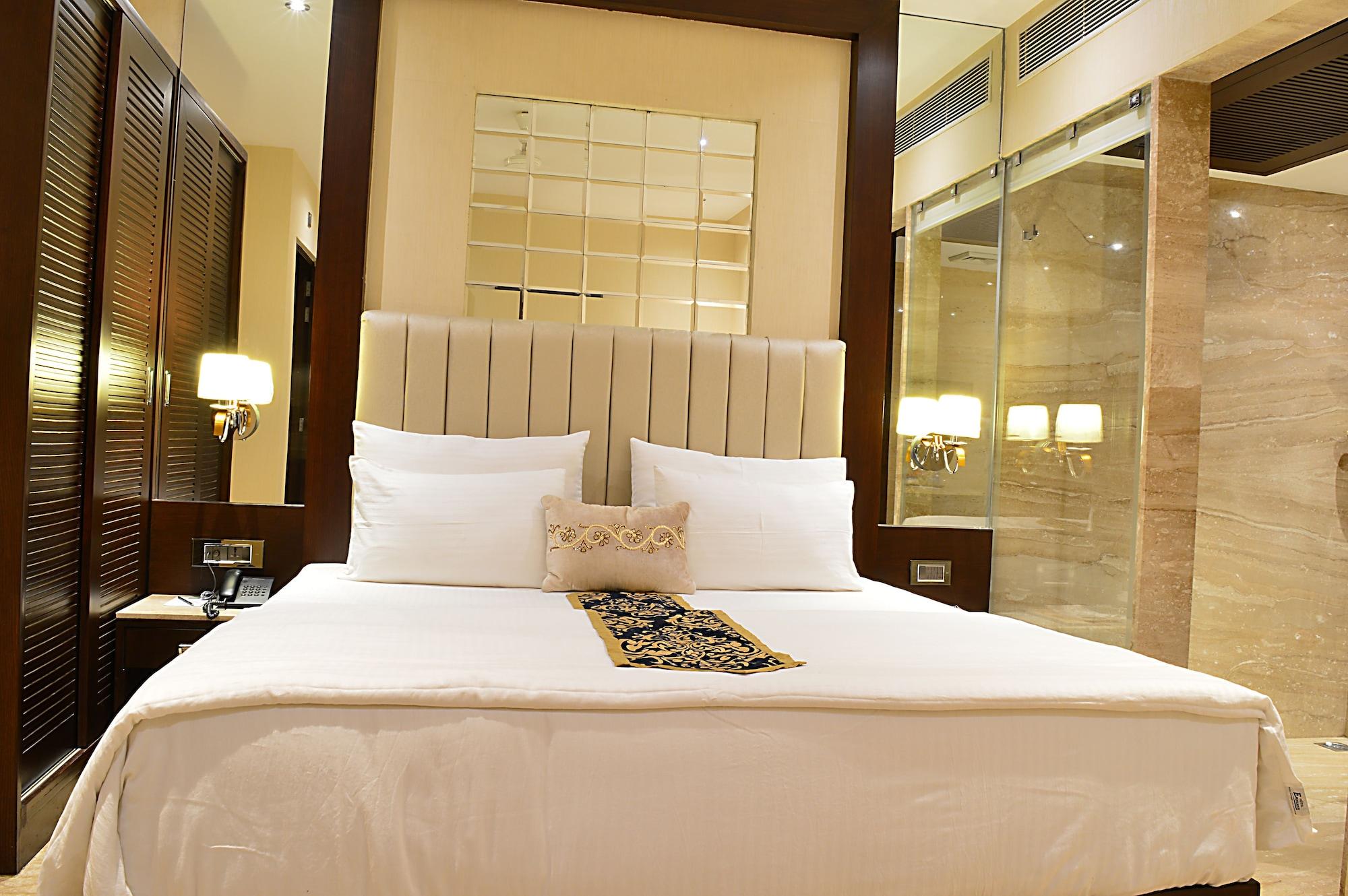 Hotel Emperor Palms Nueva Delhi Exterior foto